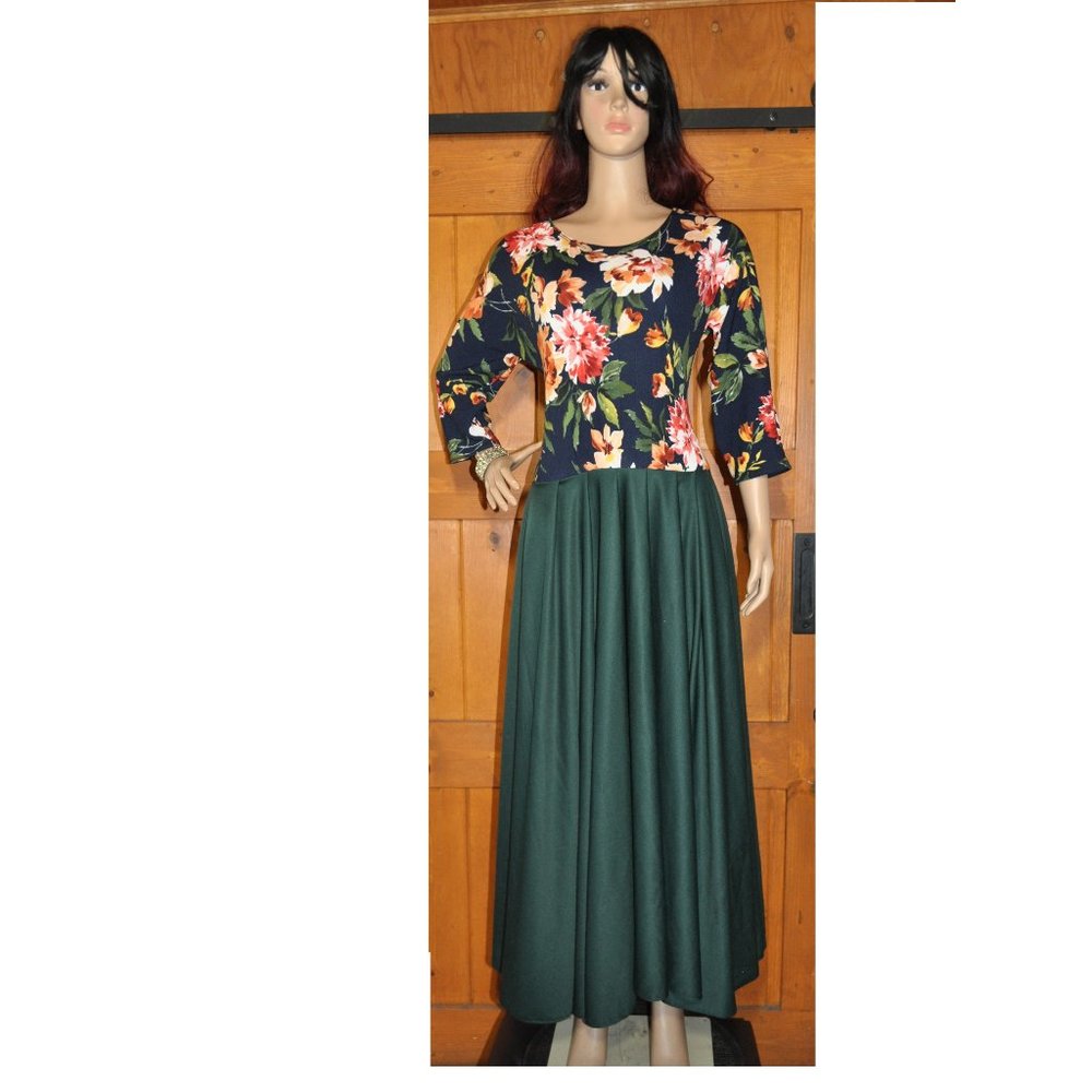 Women's Maxi Swing Dress Green and Blue Floral Round Neck Style